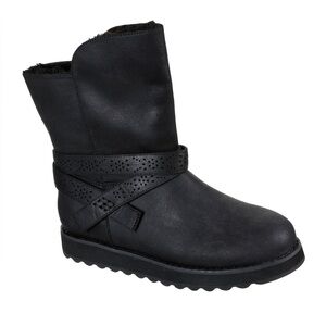 Skechers Keepsakes Winter Boots - Cozy Black Women's Boots with Faux Fur